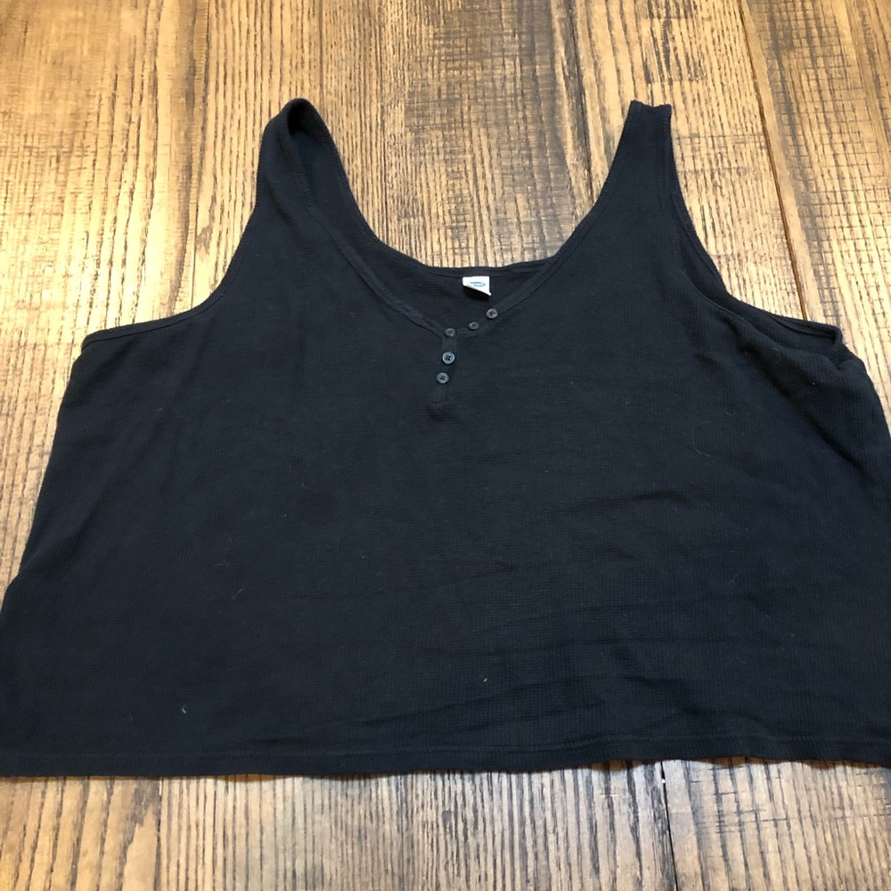 Black crop top